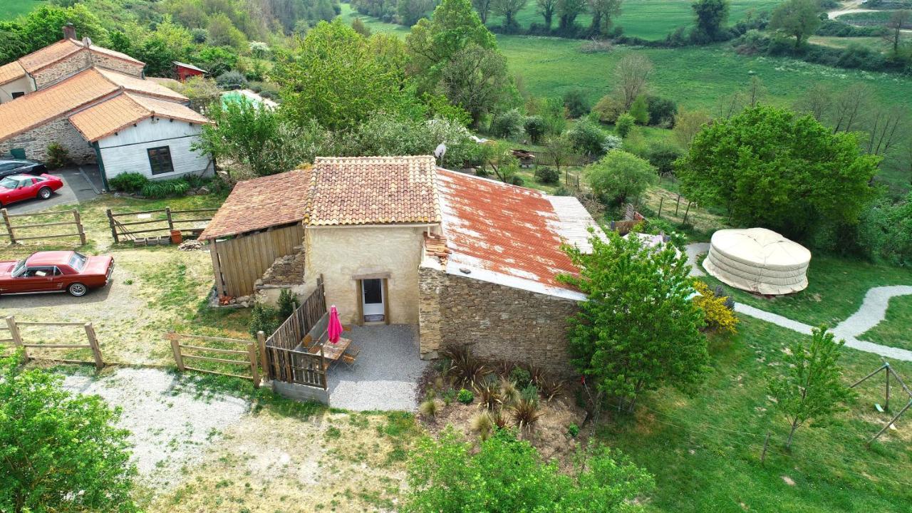 Gite Mimosa Saint-Florent-des-Bois المظهر الخارجي الصورة